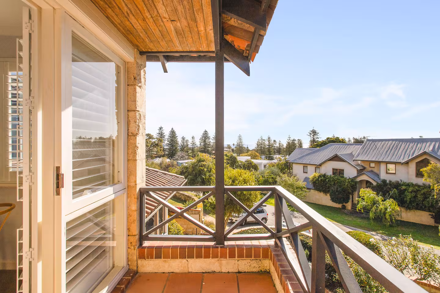 96f96611 9a06 4b1c a3df bd78a7ac2140