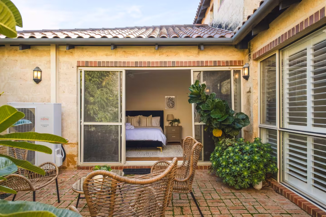 c6a1352e e26d 4972 9295 2c497ad18453